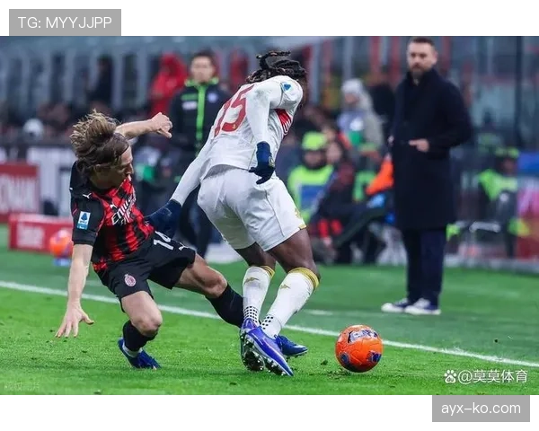 热那亚比赛精彩回顾：关键进球闪耀全场，赛场辉煌再度上演