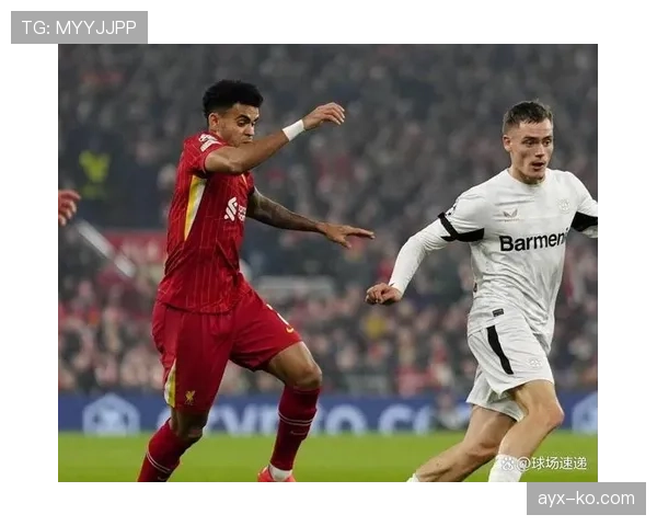 德甲转会窗口临近关闭，多支球队激烈争夺表现亮眼的潜力新星