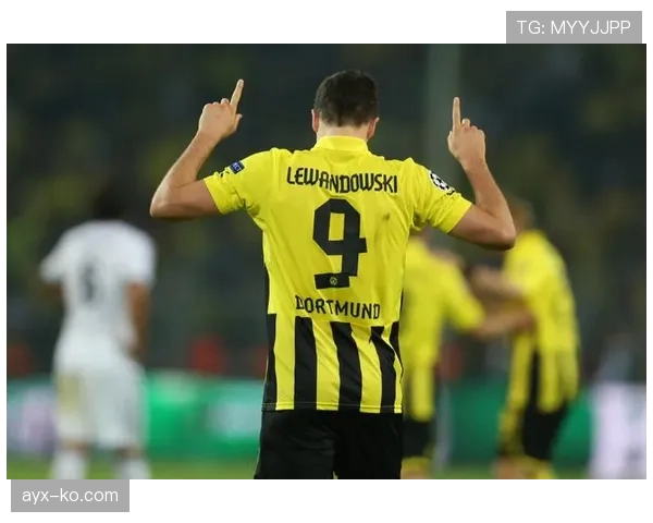 莱万缺席欧冠决赛，球队重返巅峰之路蒙上阴影